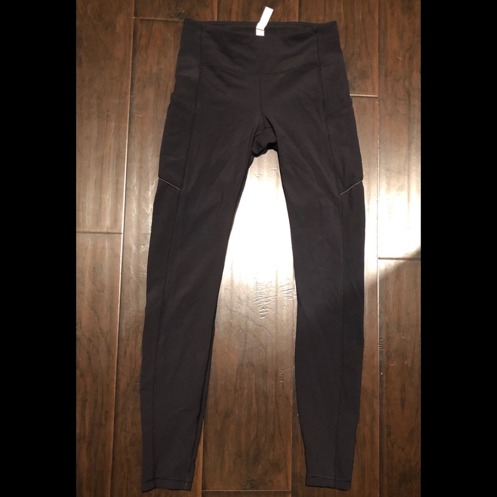 Lululemon speed up tights size 4!
